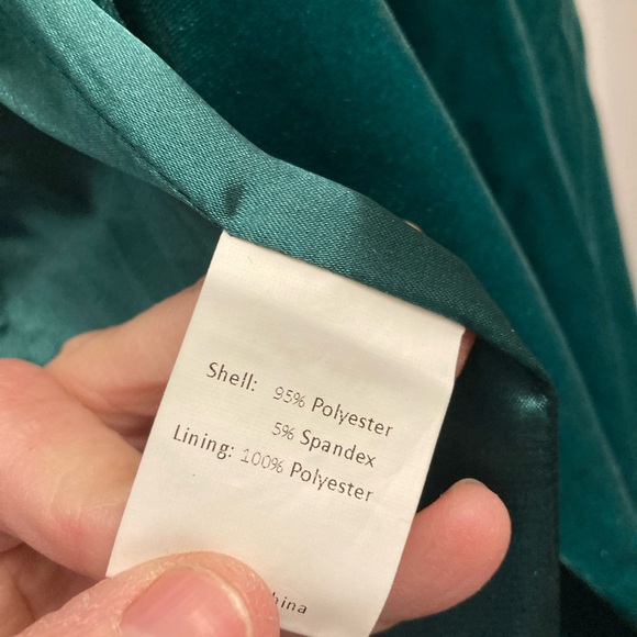 NWT Allegra K XS Green velvet lapel crop jacket/ blazer w/ gold buttons - Picture 8 of 10